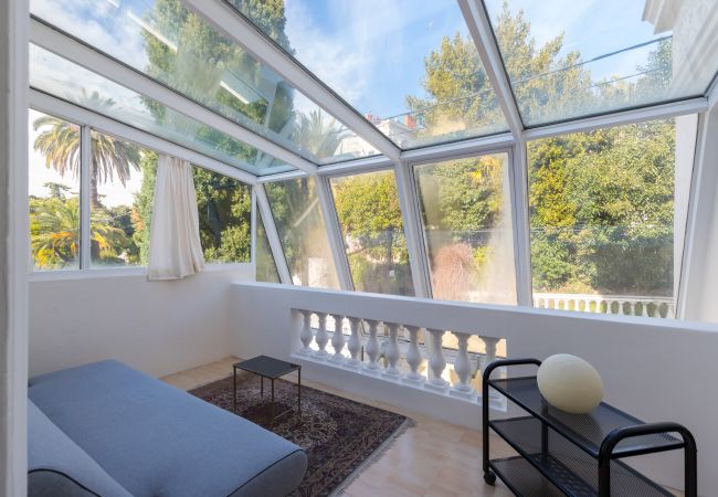 Villa in Nice - Stylish Art Deco villa, 4 Bdrs, Swimming Pool and Garage Villa in Nice - Stylish Art Deco villa, 4 Bdrs, Swimming Pool and Garage