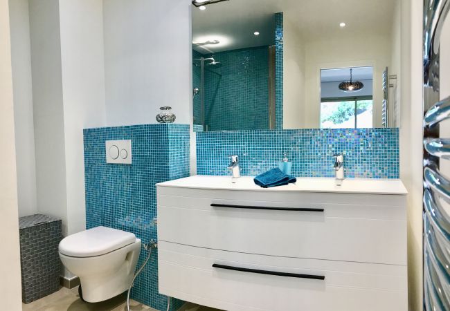 Apartment in Villefranche-sur-Mer - Awesome Sea View 1 Bdr Swimming pool & Garage Apartment in Villefranche-sur-Mer - Awesome Sea View 1 Bdr Swimming pool & Garage