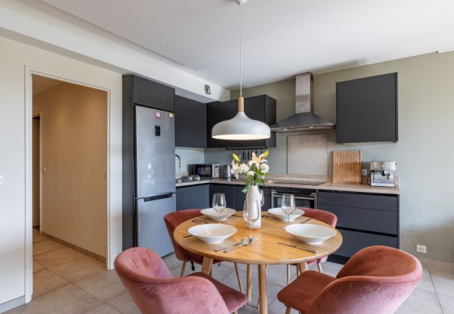 Apartment in Villefranche-sur-Mer - Sea View 2 Bdrs - Garden Swimming Pool & Parking Apartment in Villefranche-sur-Mer - Sea View 2 Bdrs - Garden Swimming Pool & Parking