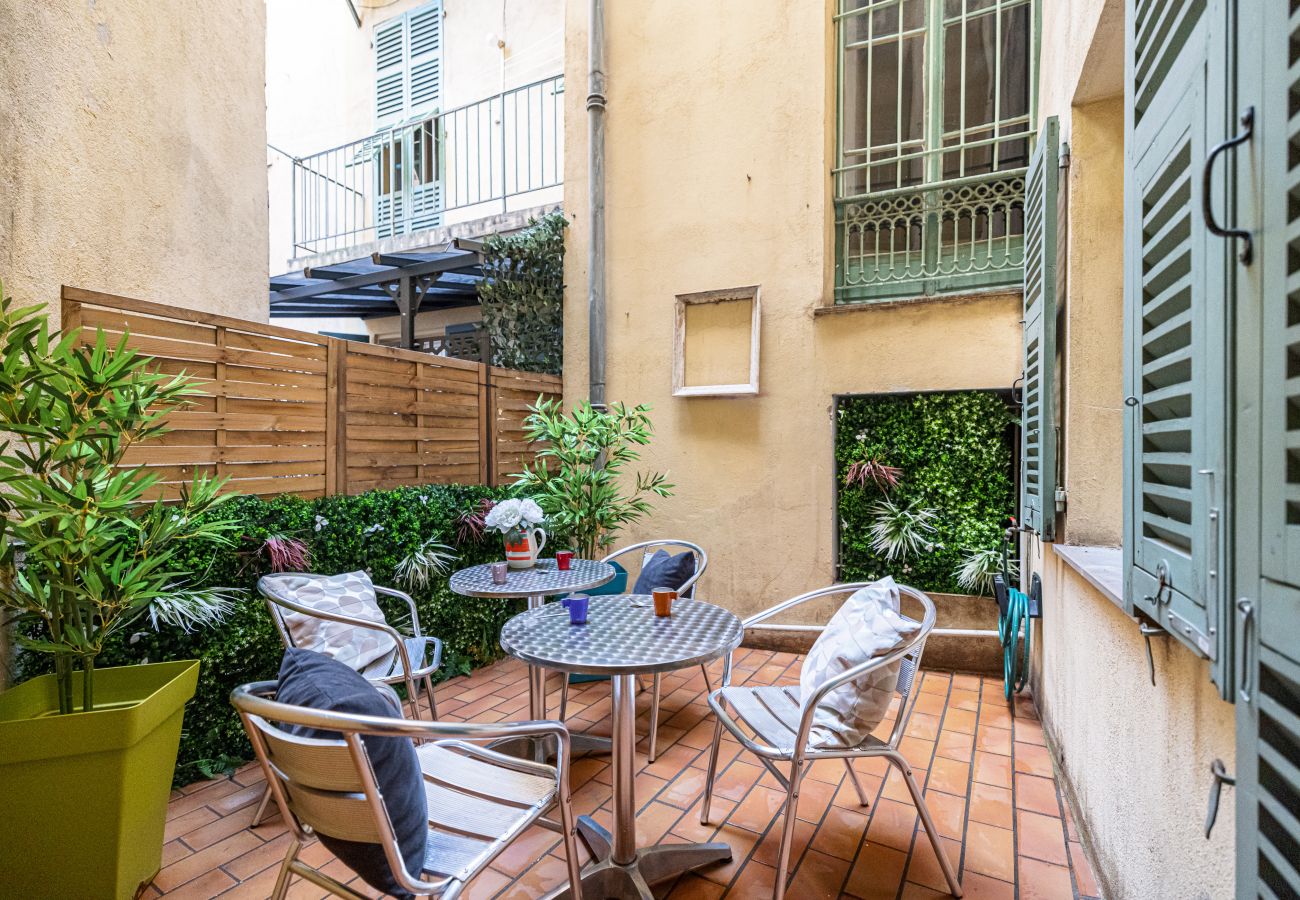 Apartment in Nice - Cosy 1 Bdr Old Town - Courthouse Square