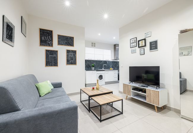 Apartment in Nice - Charming 1 Bdr - Heart of the Old Town Apartment in Nice - Charming 1 Bdr - Heart of the Old Town