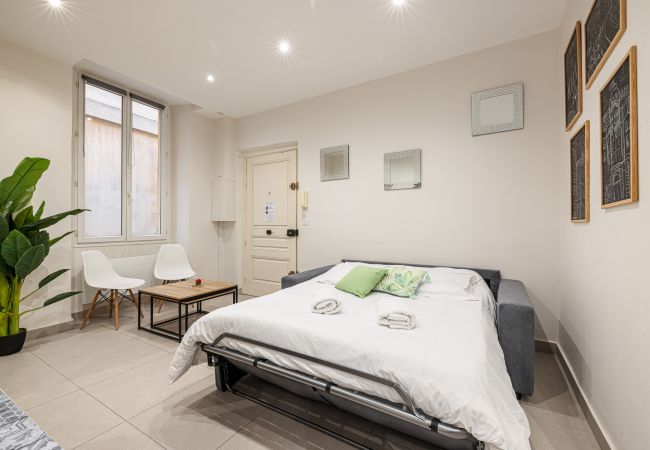 Apartment in Nice - Charming 1 Bdr - Heart of the Old Town Apartment in Nice - Charming 1 Bdr - Heart of the Old Town