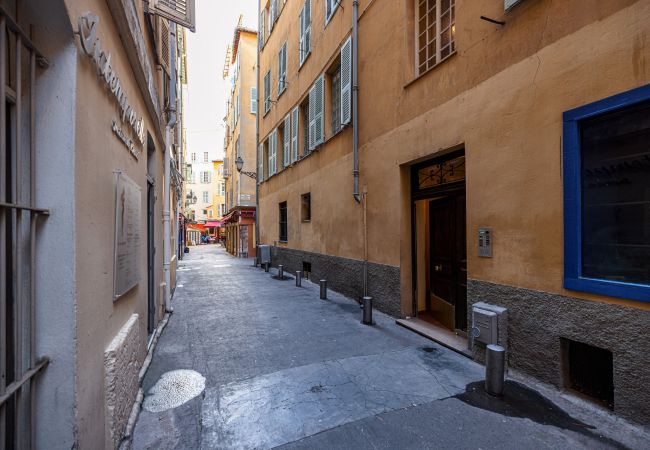 Apartment in Nice - Charming 1 Bdr - Heart of the Old Town Apartment in Nice - Charming 1 Bdr - Heart of the Old Town