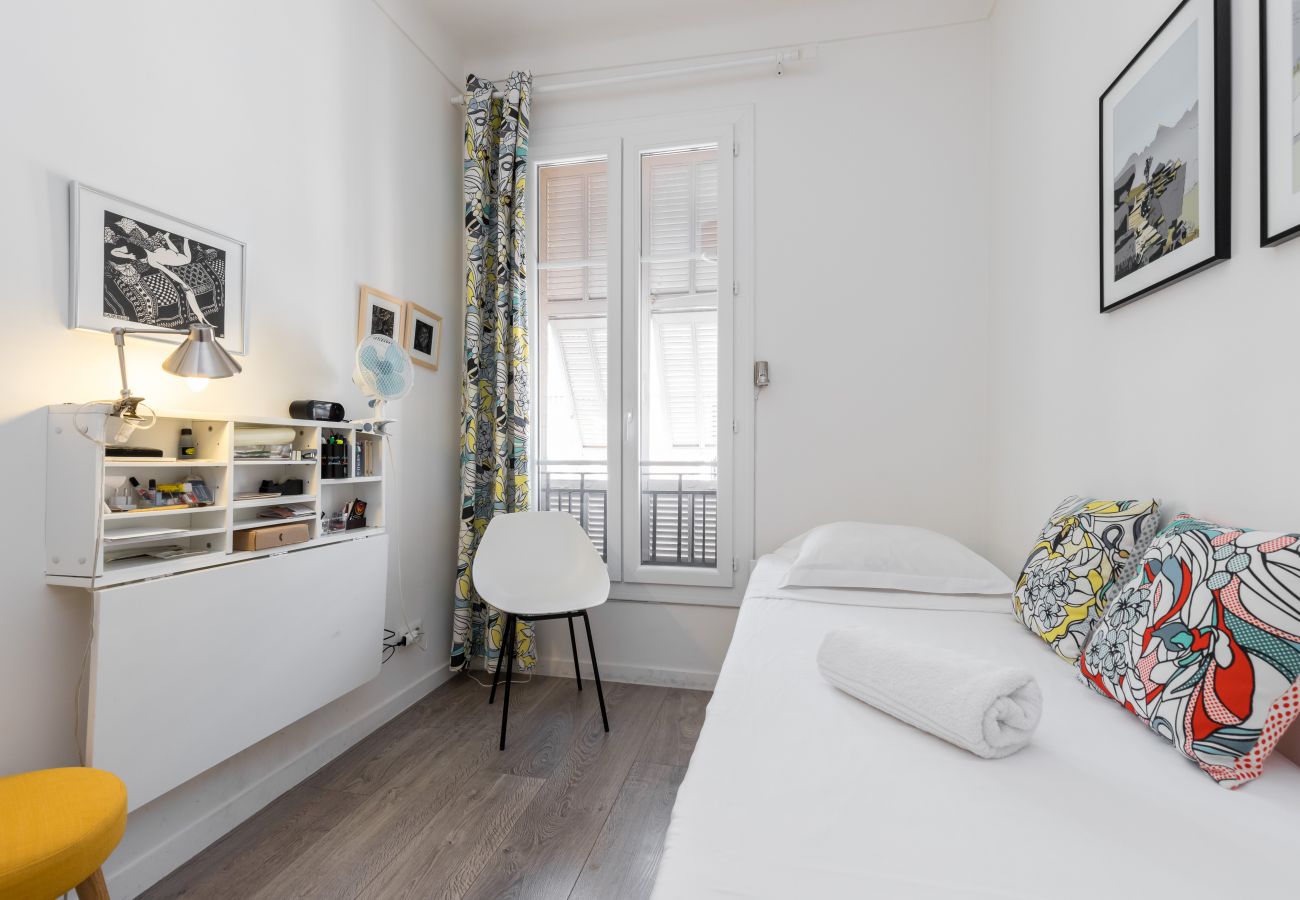 Apartment in Nice - Cosy 2 Bdrs & Terrace near Garibaldi Square