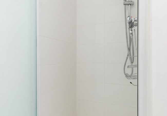 Apartment in Nice - Quiet 1 Bdr between Port & Garibaldi Square Apartment in Nice - Quiet 1 Bdr between Port & Garibaldi Square