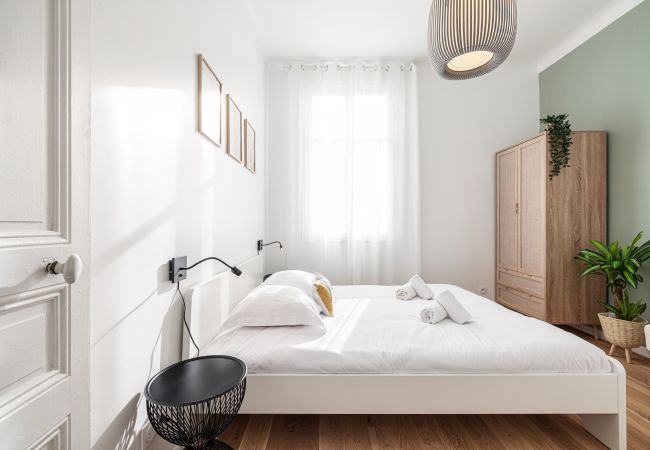 Apartment in Nice - Lovely 2 Bdr in Nice Harbor Apartment in Nice - Lovely 2 Bdr in Nice Harbor