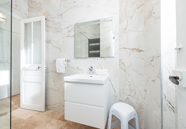 Apartment in Nice - Lovely 2 Bdr in Nice Harbor Apartment in Nice - Lovely 2 Bdr in Nice Harbor