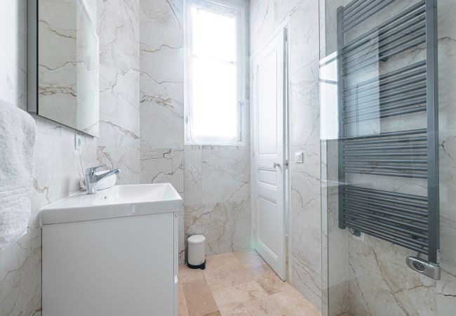 Apartment in Nice - Lovely 2 Bdr in Nice Harbor Apartment in Nice - Lovely 2 Bdr in Nice Harbor