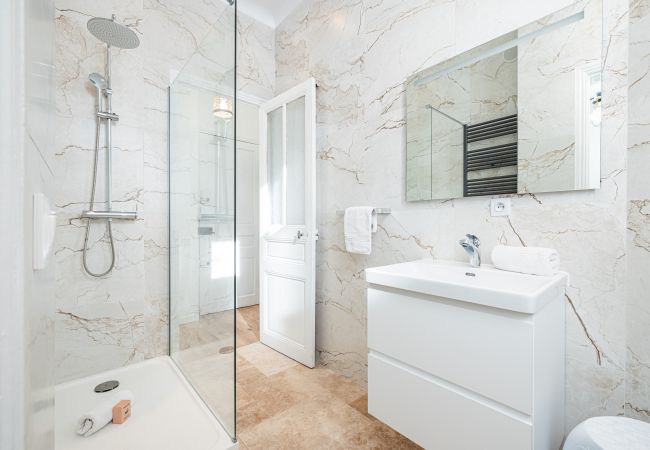 Apartment in Nice - Lovely 2 Bdr in Nice Harbor Apartment in Nice - Lovely 2 Bdr in Nice Harbor