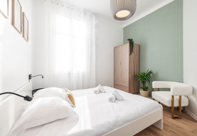 Apartment in Nice - Lovely 2 Bdr in Nice Harbor Apartment in Nice - Lovely 2 Bdr in Nice Harbor