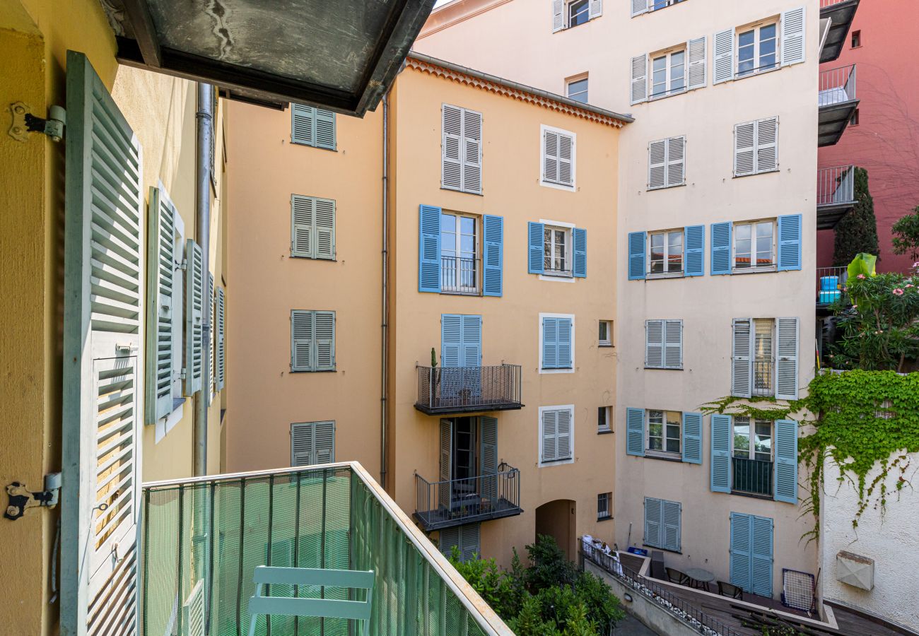 Apartment in Nice - Garibaldi Square - 2 Bdrs & Parking Old Town