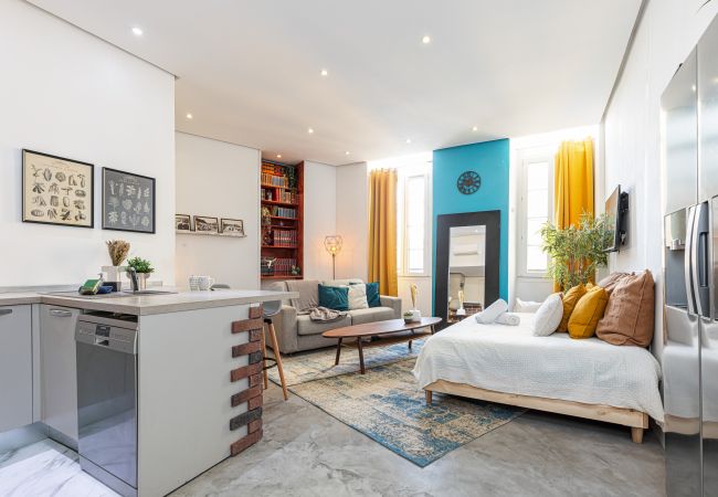 Studio in Nice - Large Studio - Old Town near Garibaldi Square Studio in Nice - Large Studio - Old Town near Garibaldi Square