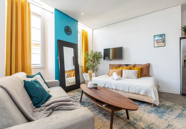 Studio in Nice - Large Studio - Old Town near Garibaldi Square Studio in Nice - Large Studio - Old Town near Garibaldi Square