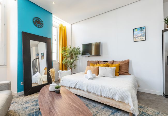 Studio in Nice - Large Studio - Old Town near Garibaldi Square Studio in Nice - Large Studio - Old Town near Garibaldi Square