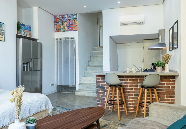Studio in Nice - Large Studio - Old Town near Garibaldi Square Studio in Nice - Large Studio - Old Town near Garibaldi Square