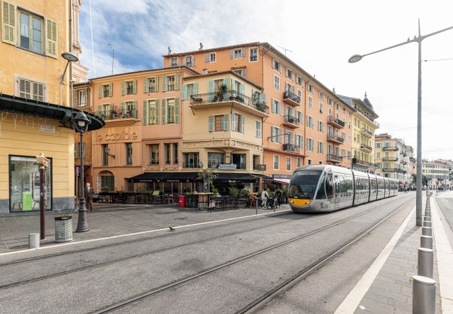 Studio in Nice - Large Studio - Old Town near Garibaldi Square Studio in Nice - Large Studio - Old Town near Garibaldi Square