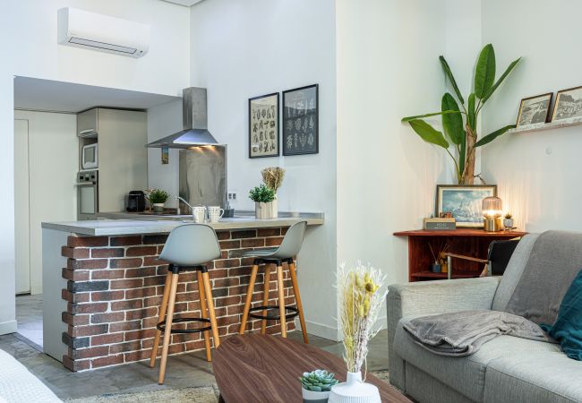 Studio in Nice - Large Studio - Old Town near Garibaldi Square Studio in Nice - Large Studio - Old Town near Garibaldi Square