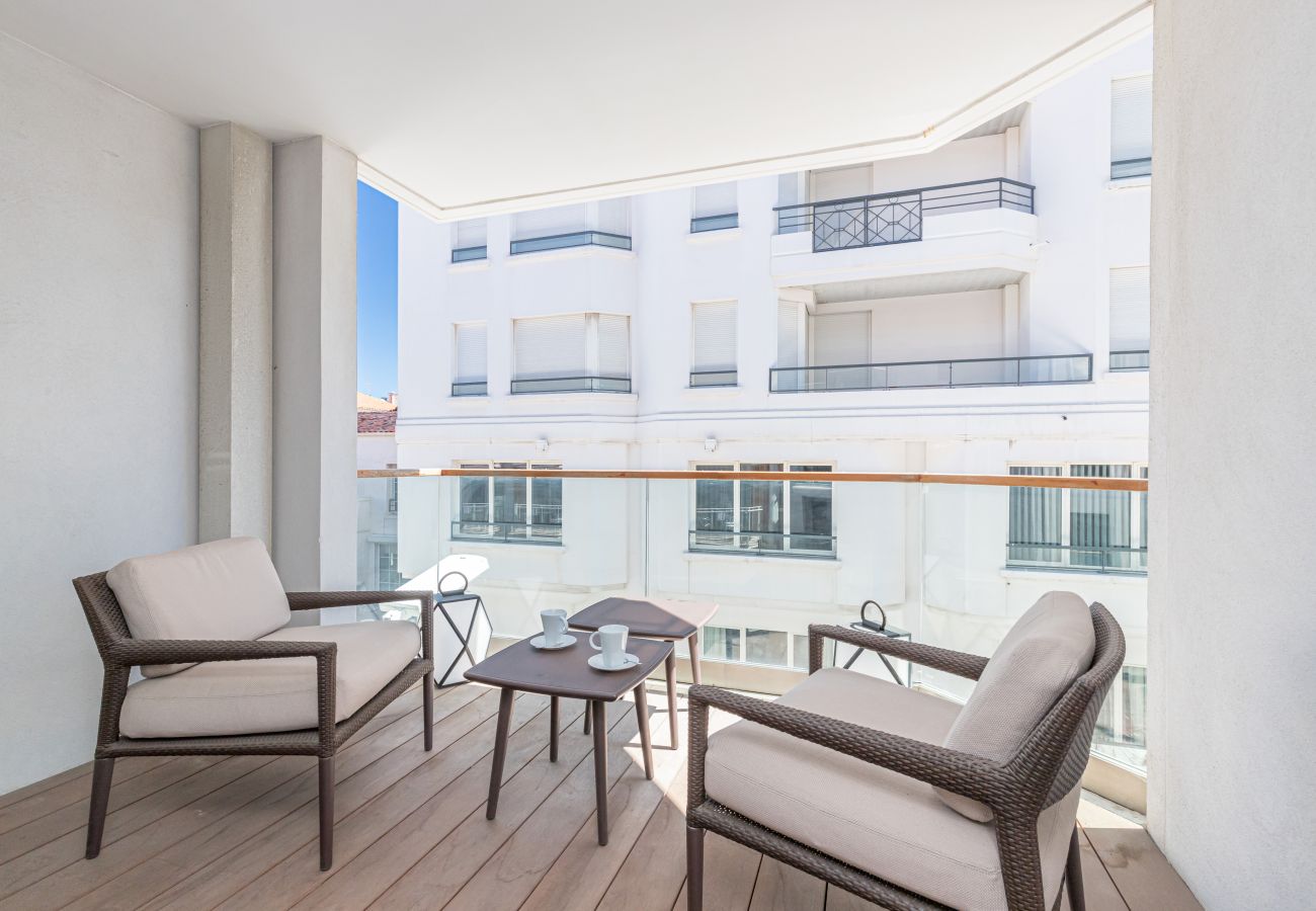 Apartment in Cannes - Magnificent 1 Bdr - 50m from the Palais