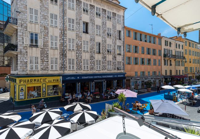 Apartment in Nice - Unique Large 3 Bdrs Garden & Parking Place du Pin Apartment in Nice - Unique Large 3 Bdrs Garden & Parking Place du Pin