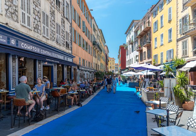 Apartment in Nice - Unique Large 3 Bdrs Garden & Parking Place du Pin Apartment in Nice - Unique Large 3 Bdrs Garden & Parking Place du Pin