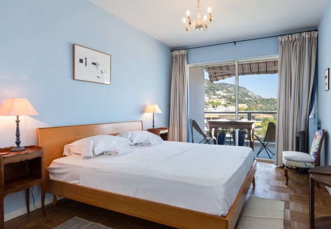Apartment in Villefranche-sur-Mer - Sea View, Park, Swimming Pool & Tennis - 2 Bdr Apartment in Villefranche-sur-Mer - Sea View, Park, Swimming Pool & Tennis - 2 Bdr