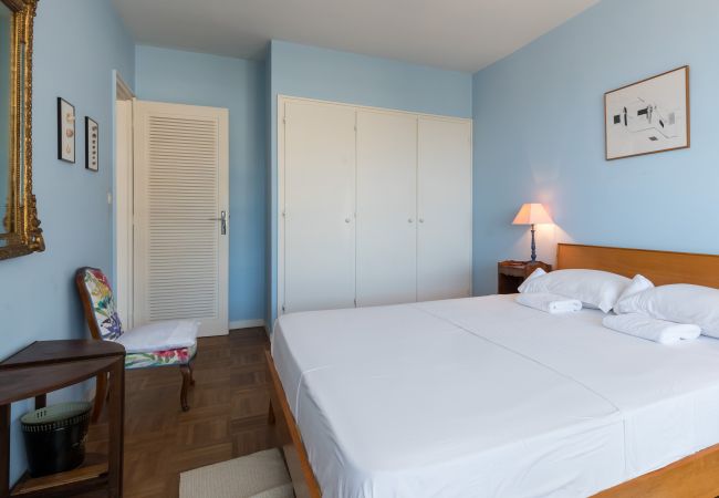 Apartment in Villefranche-sur-Mer - Sea View, Park, Swimming Pool & Tennis - 2 Bdr Apartment in Villefranche-sur-Mer - Sea View, Park, Swimming Pool & Tennis - 2 Bdr