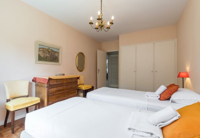 Apartment in Villefranche-sur-Mer - Sea View, Park, Swimming Pool & Tennis - 2 Bdr Apartment in Villefranche-sur-Mer - Sea View, Park, Swimming Pool & Tennis - 2 Bdr