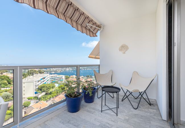 Apartment in Villefranche-sur-Mer - Sea View, Park, Swimming Pool & Tennis - 2 Bdr Apartment in Villefranche-sur-Mer - Sea View, Park, Swimming Pool & Tennis - 2 Bdr