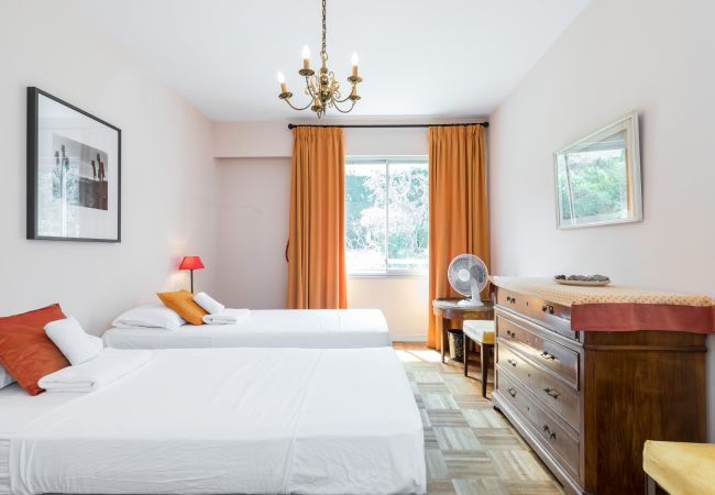 Apartment in Villefranche-sur-Mer - Sea View, Park, Swimming Pool & Tennis - 2 Bdr Apartment in Villefranche-sur-Mer - Sea View, Park, Swimming Pool & Tennis - 2 Bdr