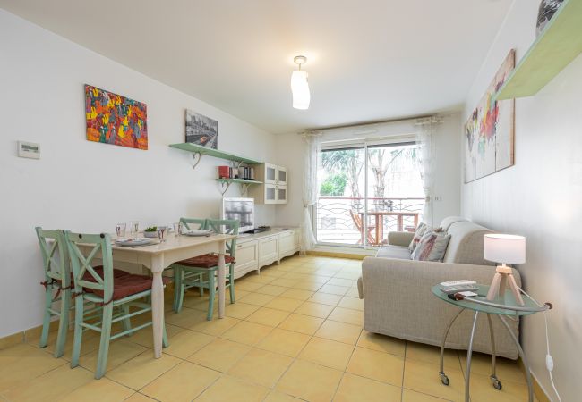 Apartment in Nice - Quiet 1 Bdr Ultra Central & Garage - Masséna - Jean Médecin Apartment in Nice - Quiet 1 Bdr Ultra Central & Garage - Masséna - Jean Médecin