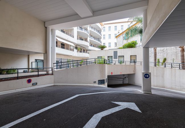 Apartment in Nice - Quiet 1 Bdr Ultra Central & Garage - Masséna - Jean Médecin Apartment in Nice - Quiet 1 Bdr Ultra Central & Garage - Masséna - Jean Médecin