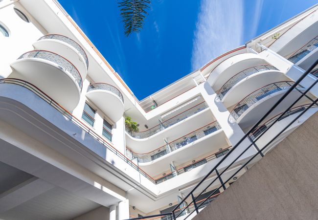 Apartment in Nice - Quiet 1 Bdr Ultra Central & Garage - Masséna - Jean Médecin Apartment in Nice - Quiet 1 Bdr Ultra Central & Garage - Masséna - Jean Médecin