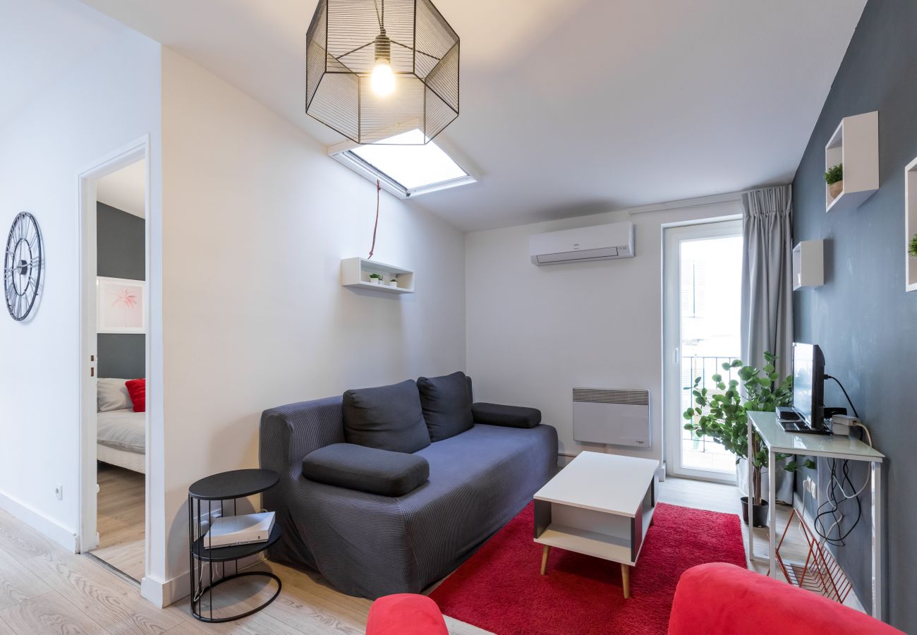 Apartment in Nice - Magenta Square - Ultra Central 1 Bdr - AC