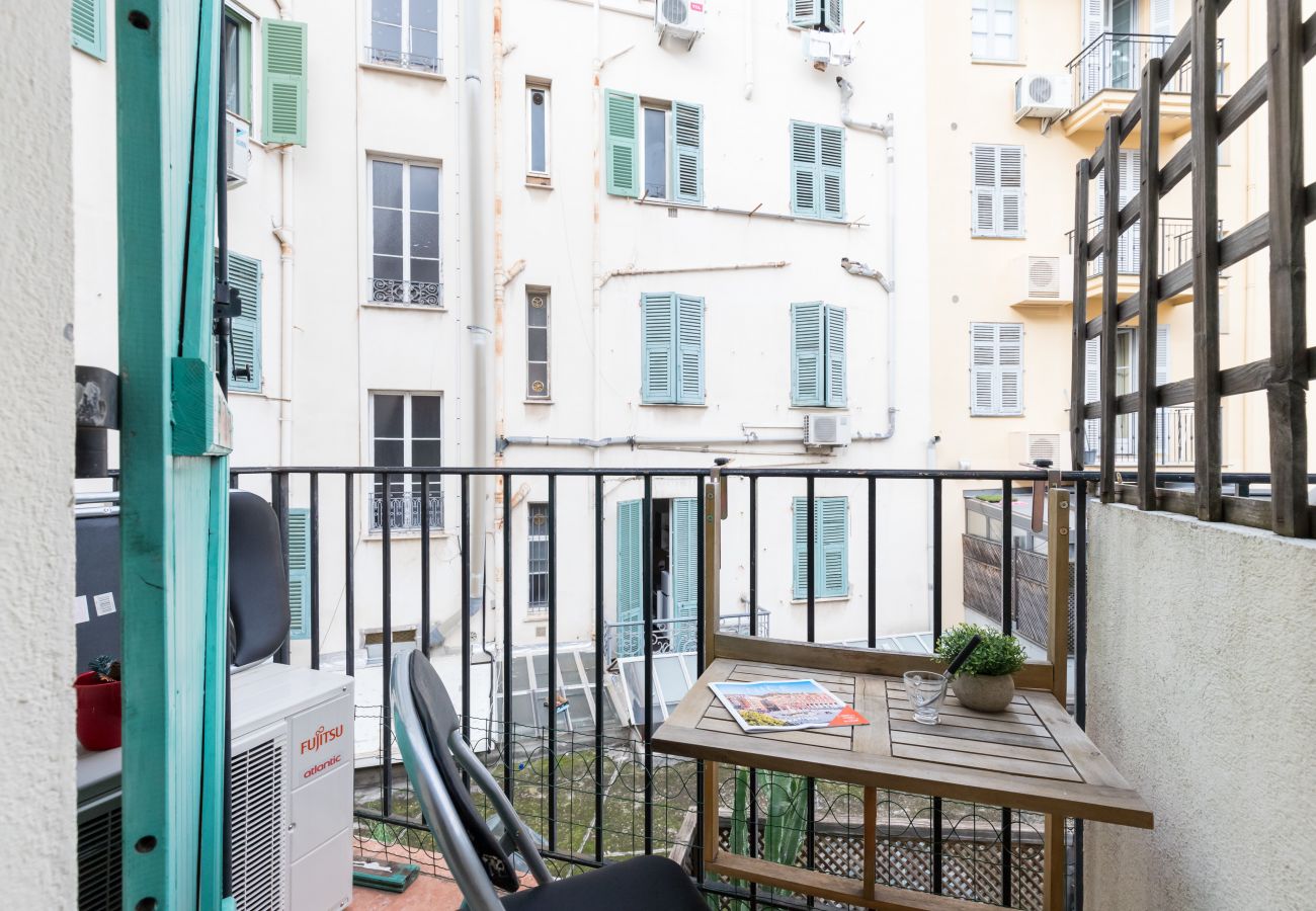 Apartment in Nice - Magenta Square - Ultra Central 1 Bdr - AC