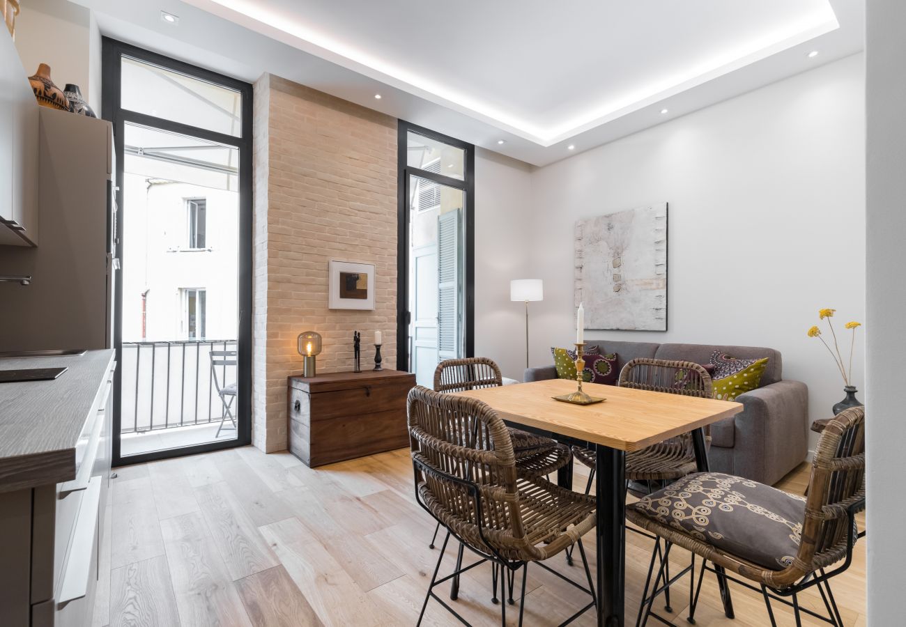 Apartment in Nice - Cozy Cocoon Place du Pin - Quiet Place