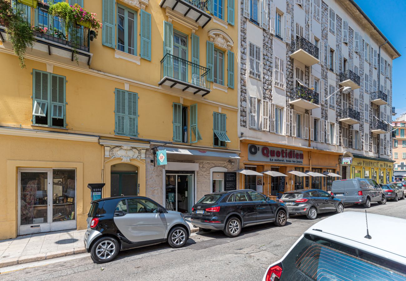 Apartment in Nice - Cozy Cocoon Place du Pin - Quiet Place