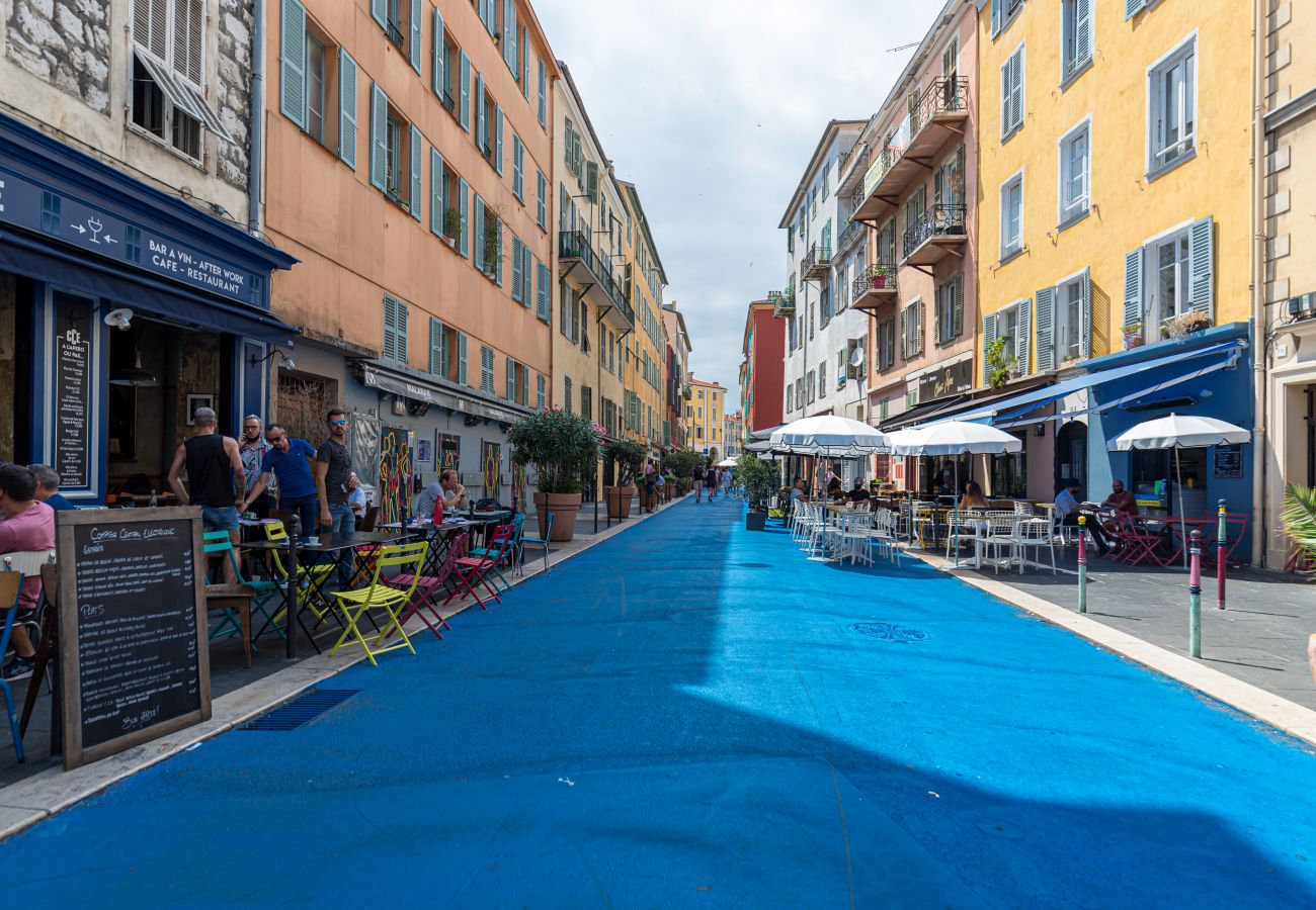 Apartment in Nice - Cozy Cocoon Place du Pin - Quiet Place