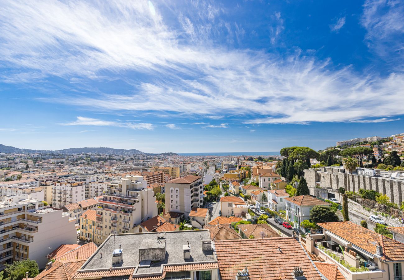 Studio in Nice - Open View - Studio with Garage