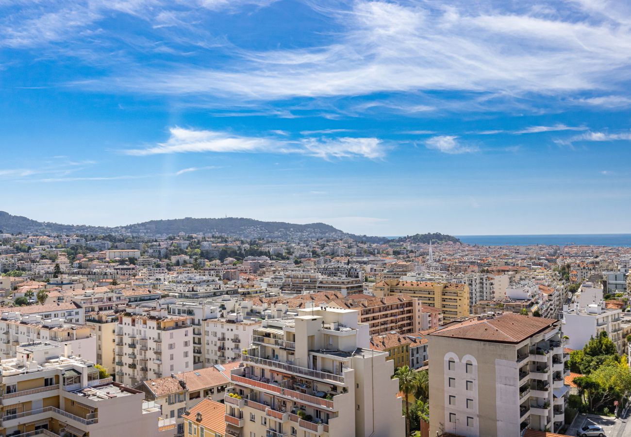 Studio in Nice - Open View - Studio with Garage