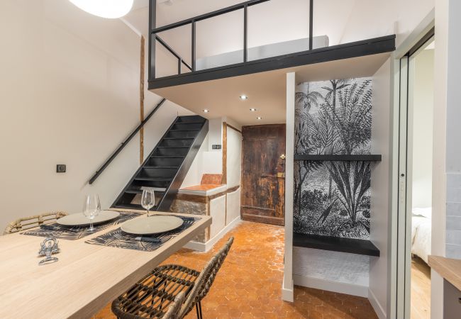 Apartment in Nice - Charming 2 Bdr Old Town - AC Apartment in Nice - Charming 2 Bdr Old Town - AC