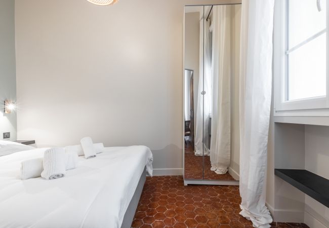 Apartment in Nice - Charming 2 Bdr Old Town - AC Apartment in Nice - Charming 2 Bdr Old Town - AC