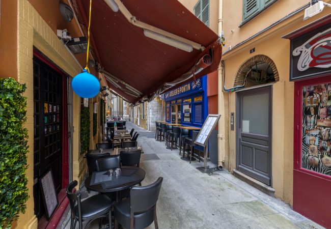 Apartment in Nice - Charming 2 Bdr Old Town - AC Apartment in Nice - Charming 2 Bdr Old Town - AC