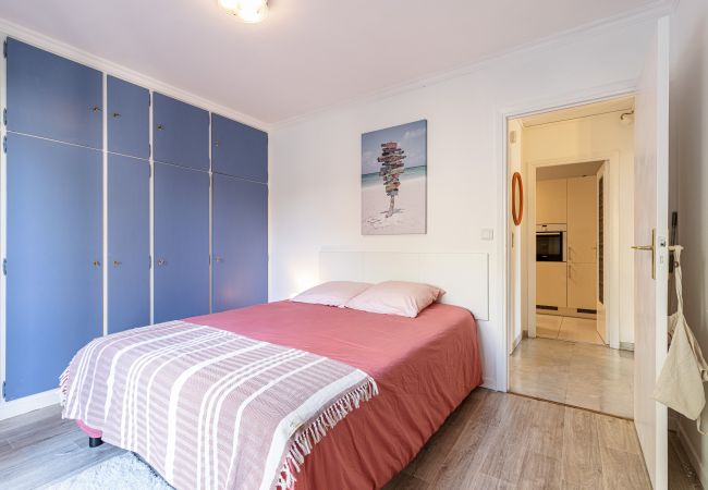 Apartment in Nice - Sea View, Parking & Wide Terraces - Incredible 2 Bdr Apartment in Nice - Sea View, Parking & Wide Terraces - Incredible 2 Bdr