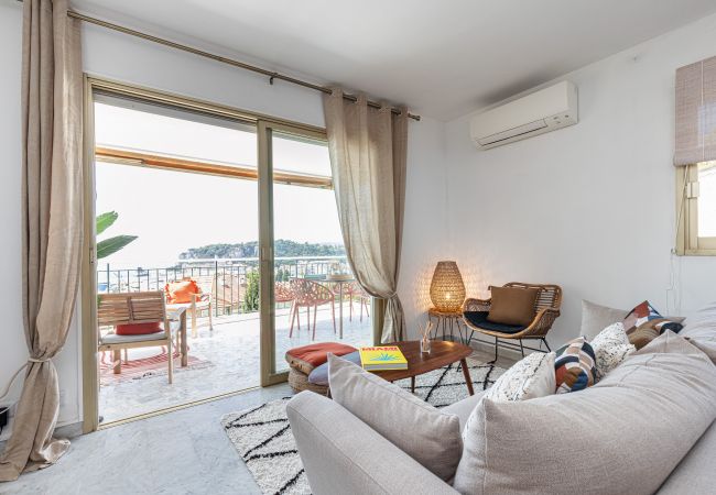 Apartment in Nice - Sea View, Parking & Wide Terraces - Incredible 2 Bdr Apartment in Nice - Sea View, Parking & Wide Terraces - Incredible 2 Bdr