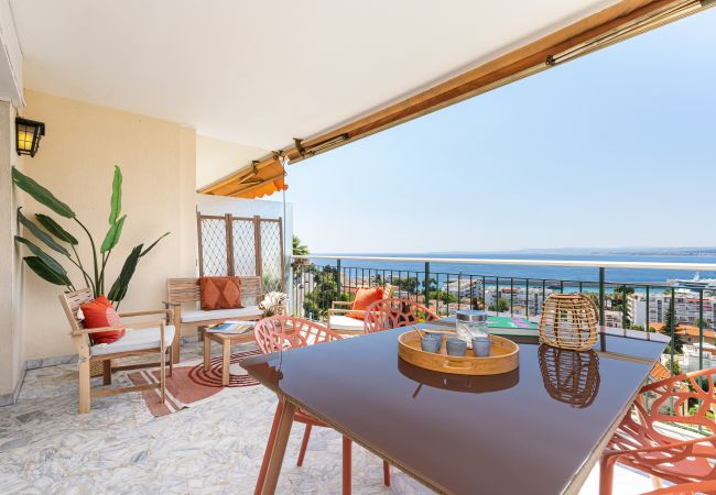  in Nice - Sea View, Parking & Wide Terraces - Incredible 2 Bdr