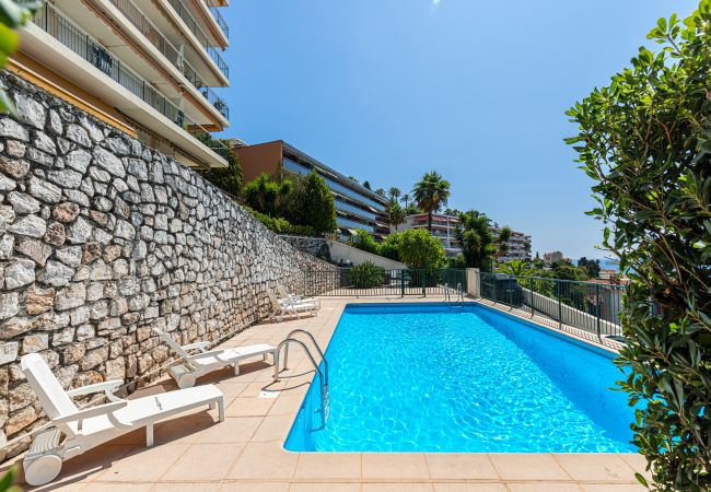 Apartment in Nice - Sea View, Parking & Wide Terraces - Incredible 2 Bdr Apartment in Nice - Sea View, Parking & Wide Terraces - Incredible 2 Bdr
