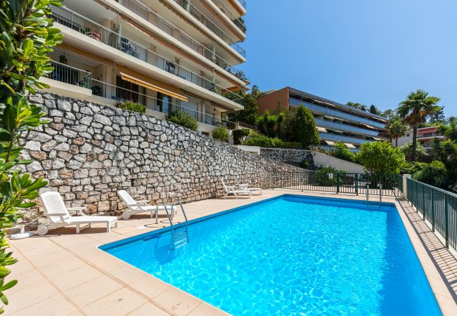 Apartment in Nice - Sea View, Parking & Wide Terraces - Incredible 2 Bdr Apartment in Nice - Sea View, Parking & Wide Terraces - Incredible 2 Bdr
