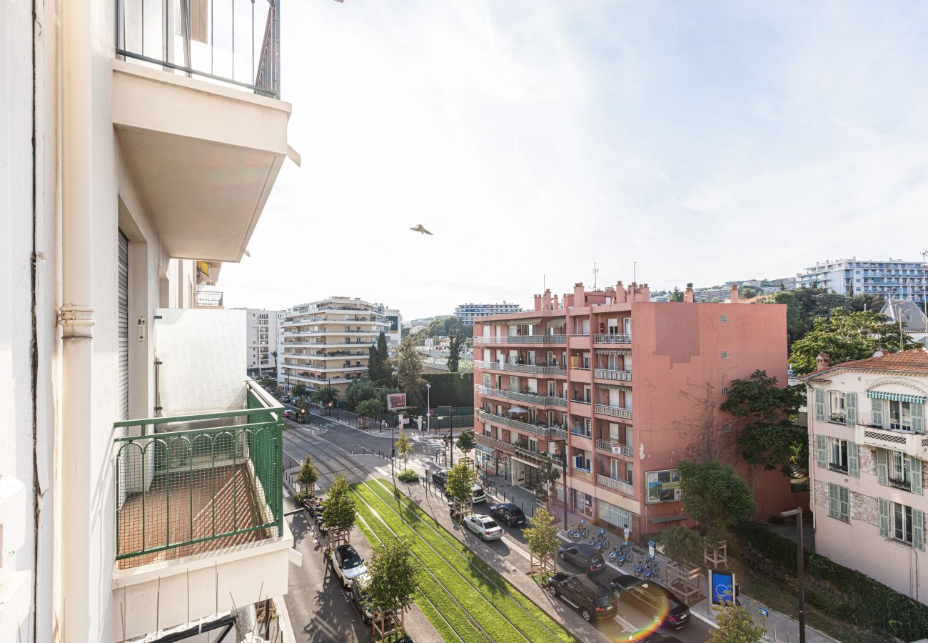 Apartment in Nice - Sea View - Large 2 Bdr Promenade des Anglais