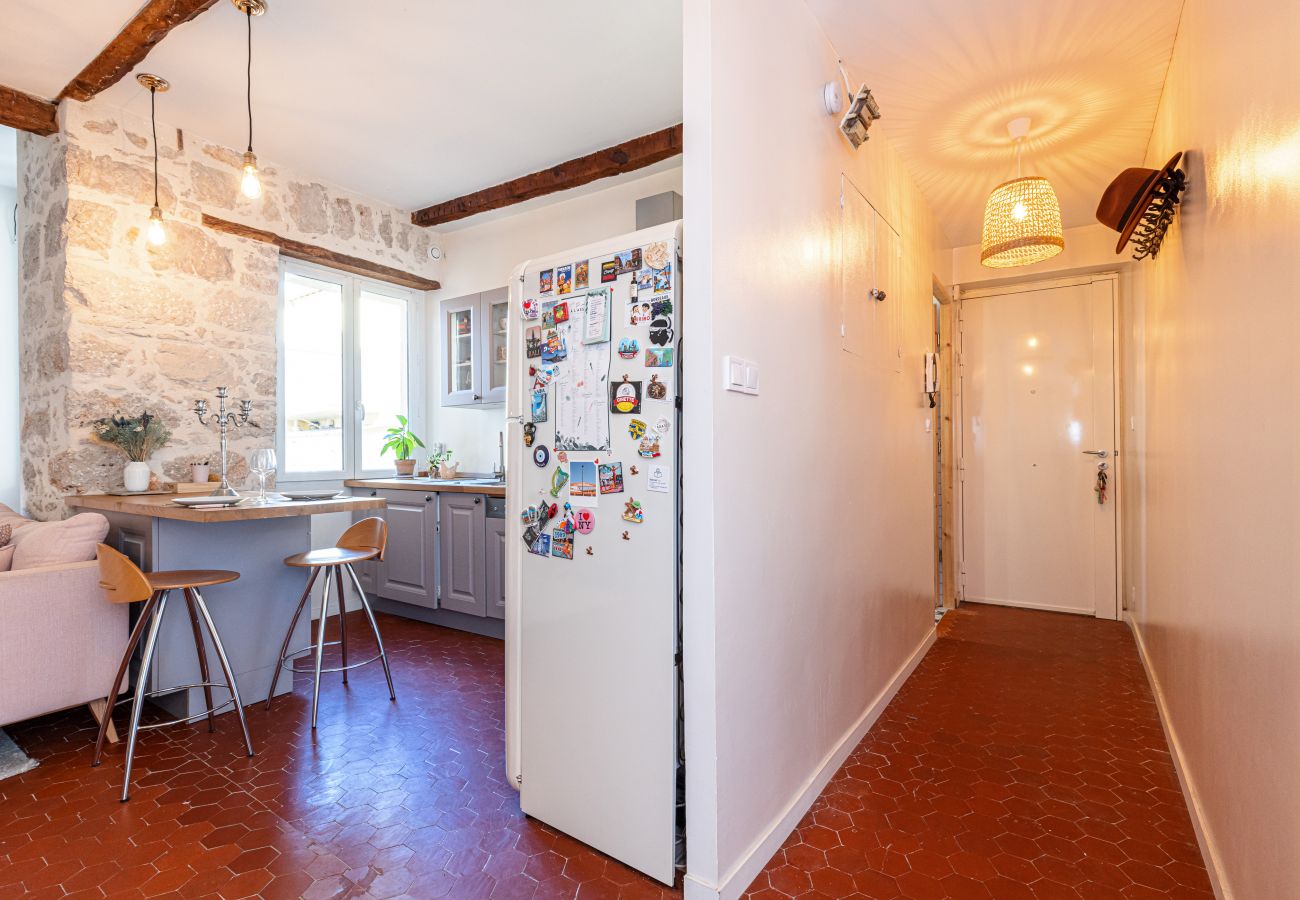 Apartment in Nice - Lovely 1 Bdr between Port & Garibaldi Square