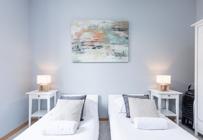 Apartment in Nice - Large 3 Bdr City Center Apartment in Nice - Large 3 Bdr City Center
